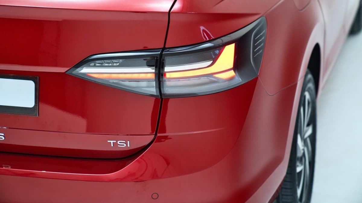 Đèn sau LED