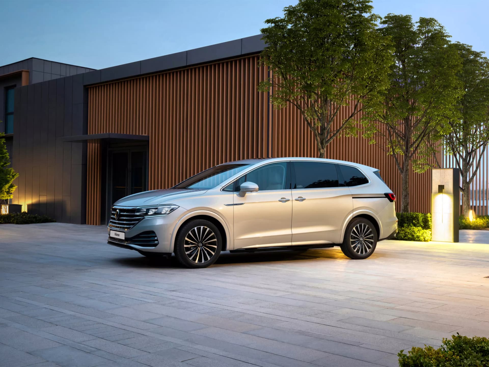 Volkswagen Viloran Volkswagen Hà Nội